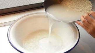 Rahasia Dapur! 5 Manfaat Minum Air Beras untuk Kesehatan Usus dan Imun Tubuh