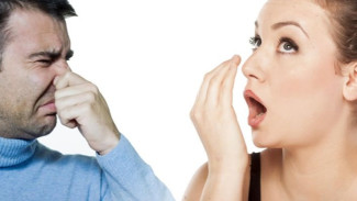 Bau Mulut Hilang Seketika! Coba 9 Cara Alami Ini Makin Percaya Diri
