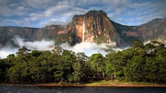 Keajaiban Alam Paling Memukau, 10 Air Terjun Tertinggi dan Terindah di Dunia