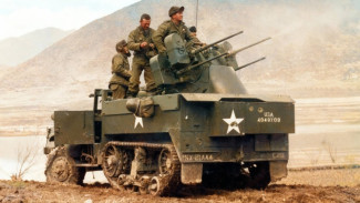 M16 Halftrack Quad 50 Perang Dunia II Filipina, Empat Senapan Mesin 1.800 Peluru Per Menit!
