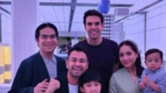 Raffi Ahmad, keluarga dan Ricardo Kaka.