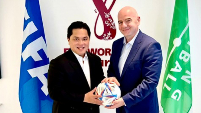 Ketua Umum PSSI Erick Thohir dan Presiden FIFA Gianni Infantino