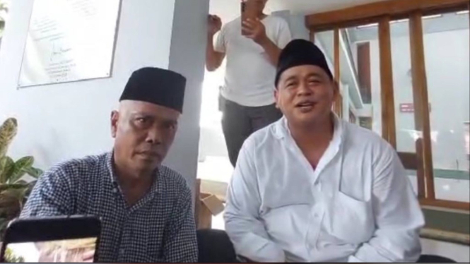 Malkan, Ketua RT Dewi Perssik