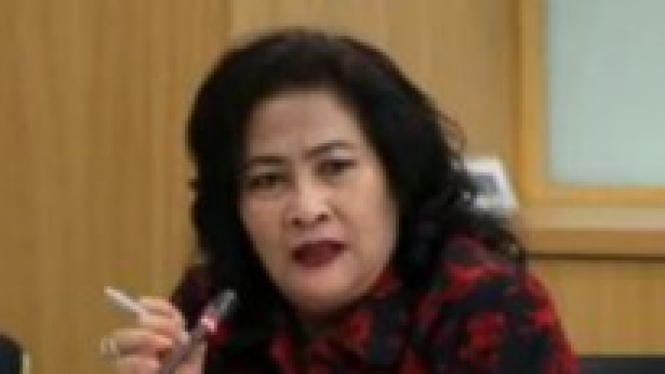 Cinta Mega, Anggota Komisi C DPRD DKI Fraksi PDIP