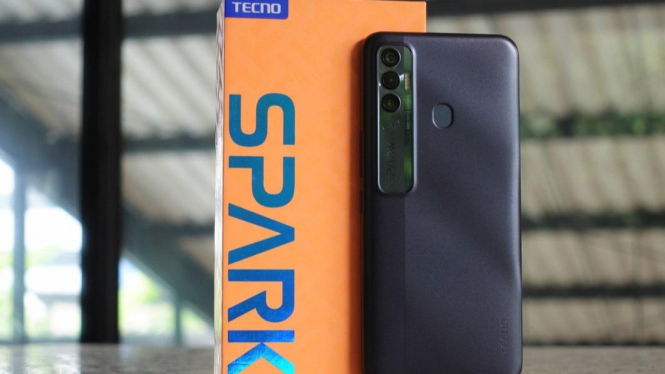 tecno spark 7