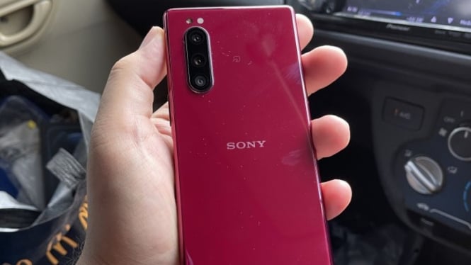 Sony Xperia 5