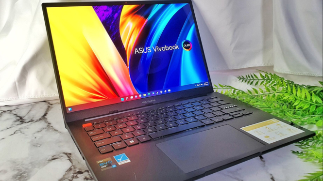 ASUS Vivobook S 14 OLED