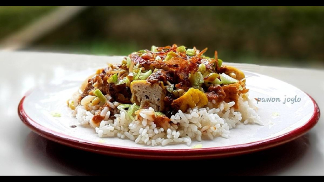 Nasi Lengko
