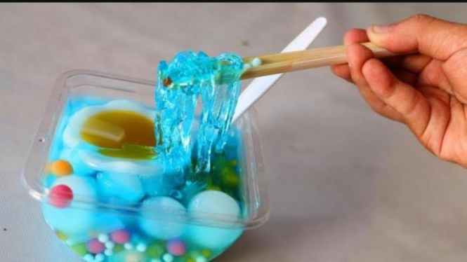 Es Mie Cool Pudding Balls