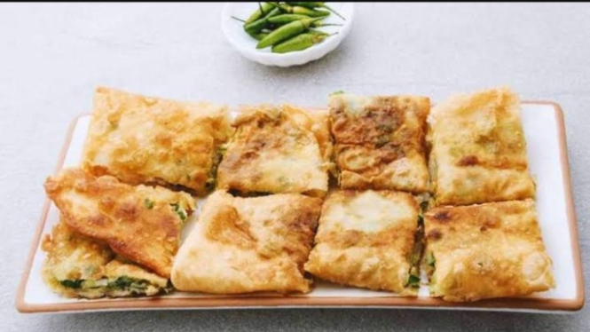 Martabak tahu telur