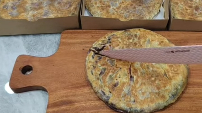 Purple Sweet Potato Cheese Bread