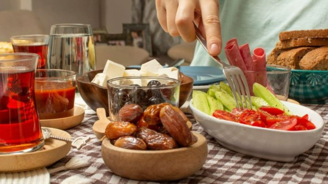 7 cara cerdas siapkan sahur tanpa ribet
