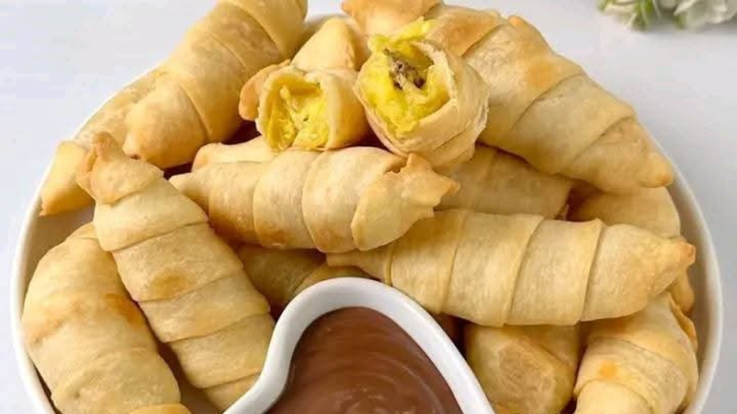 Molen pisang ulat sutra