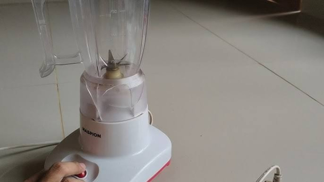 Memperbaiki Blender Mati Total