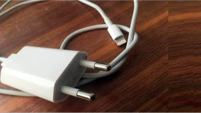Mengatasi Charger HP Mendadak Mati