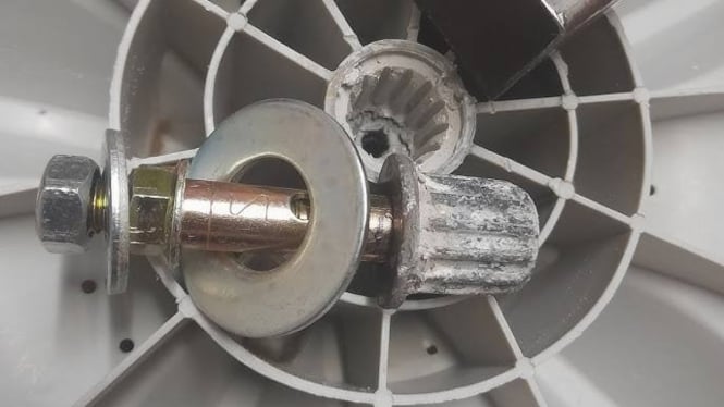 Cara Ampuh Lepaskan Pulsator Mesin Cuci