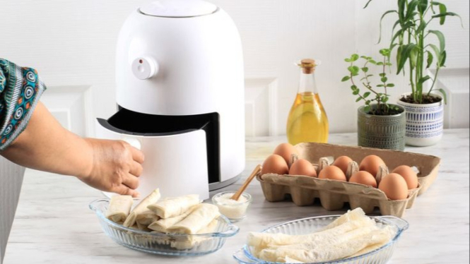 Tips membersihkan air fryer