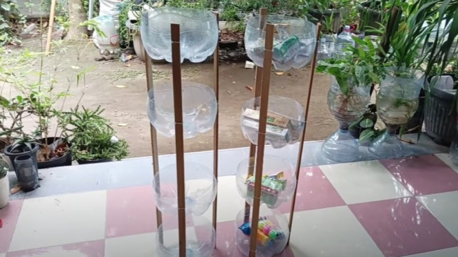 Cara Membuat Rak Dari Galon Bekas
