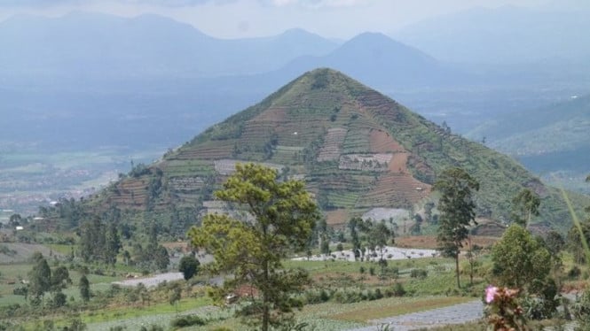 Gunung Padang