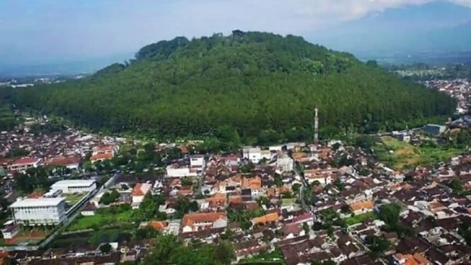 Gunung Tidar, Jawa Tengah