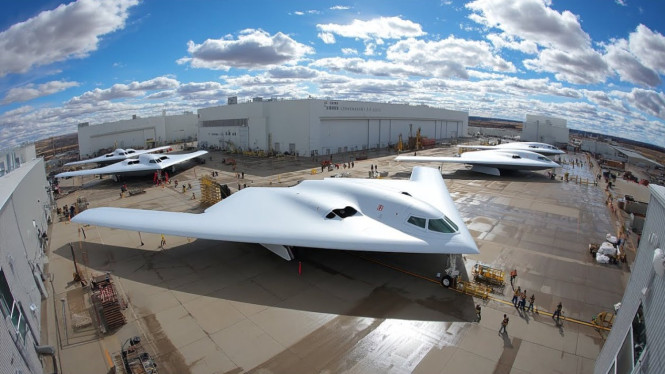 Pembom B-21 Raider