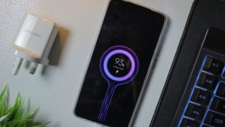 Cara Mengecas HP Android yang Benar, Baterai Awet Tahan Lama!
