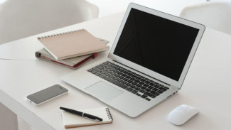 Jangan Asal Tutup Layar! Begini Cara Mematikan Laptop dengan Benar Supaya Tidak Cepat Rusak