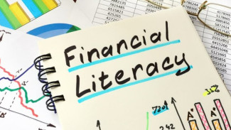Pentingnya Literasi Keuangan Generasi Z Hindari Jerat Pinjol dan Investasi Bodong!