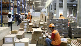 Data Terbaru Ungkap Peluang Bisnis Barang Versus Jasa yang Paling Cuan Lima Tahun ke Depan!