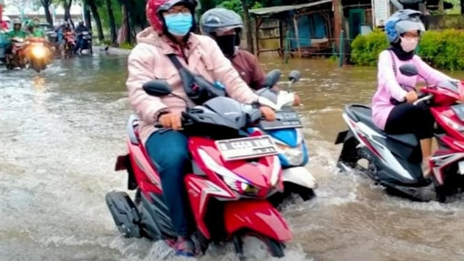 Tips Motor Matic Terobos Banjir