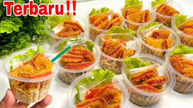 Mie Burger Cup