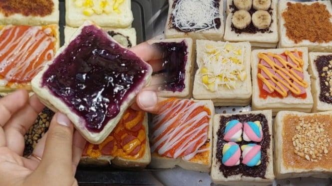 Ide Jualan Roti Kukus Aneka Topping yang Lagi Viral, Modal Minim Untung ...