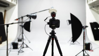 Review Gadget Makin Profesional, Ini 6 Cara Bikin Studio di Rumah Modal Minim!
