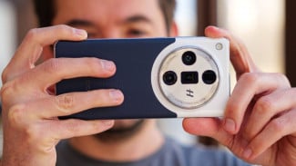 5 HP dengan Kamera Hasselblad Terbaik 2025: Hasil Fotonya Gak Main-Main, Cakep!