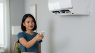 Gak Perlu Tiap Bulan, Ini Waktu yang Tepat untuk Membersihkan AC agar Tetap Maksimal!