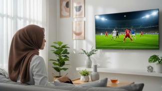 7 Smart TV Hemat Listrik Terbaik 2025: Cuma 41W, Harga Mulai Rp1 Jutaan!
