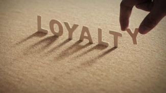 Loyalitas Dibayar Tuntas