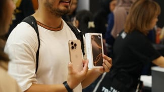 Stiker Hitam Ini bikin iPhone Kamu Kebal Rusak dan Hilang