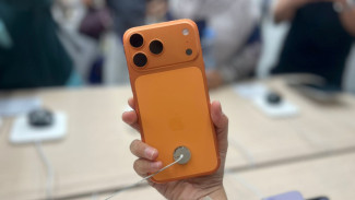 iPhone 17 Pro dan Pro Max Warna Cosmic Orange Laris Manis di Indonesia