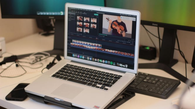 Ilustrasi editing video