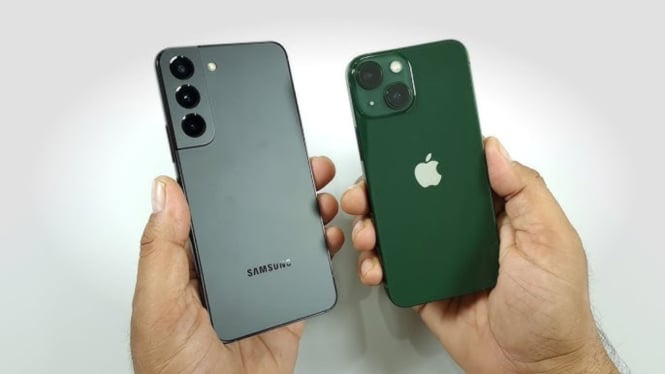 iPhone 13 vs Samsung Galaxy S22