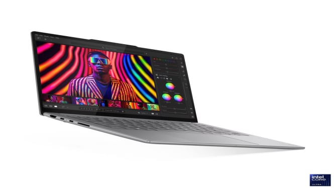 Laptop Lenovo Yoga Pro 7i.
