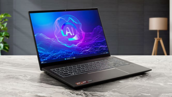 Laptop MSI Summit A16 AI+