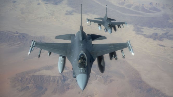 Jet tempur F-16 Fighting Falcon Angkatan Udara AS
