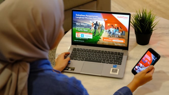 Paket IndiHome dan Telkomsel One.