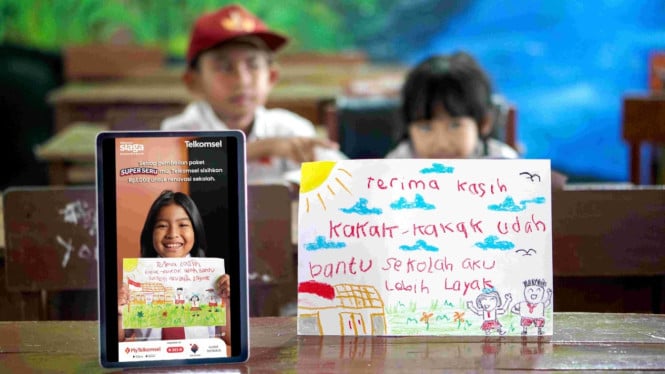 Telkomsel.