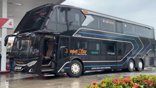 Bus Sleeper Sempati Star Jetbus 3 SDD Voyager