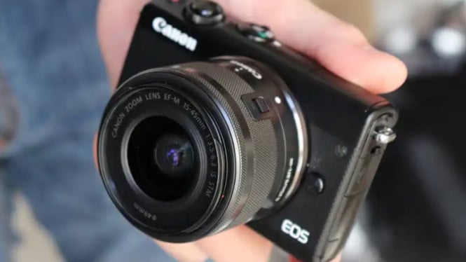 Kamera Canon EOS M100