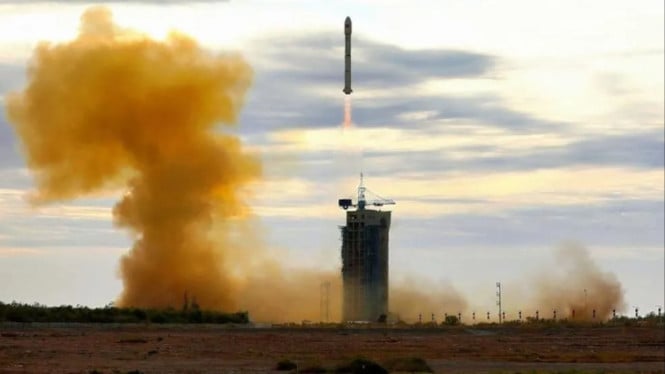 China Luncurkan Satelit Internet Canggih