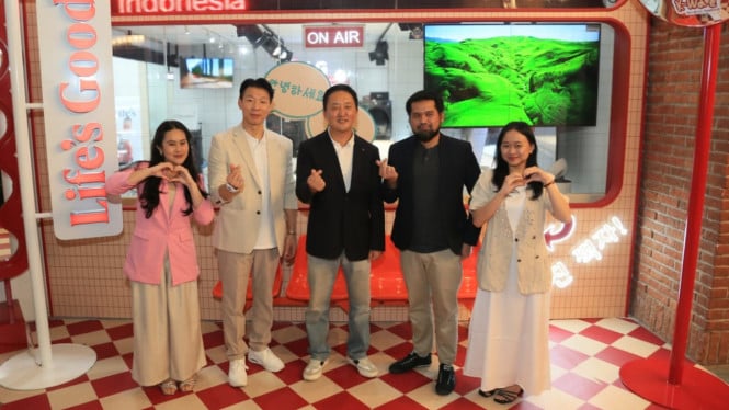 LG Electronics.